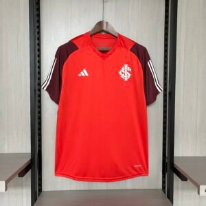 2024/25 Internacional Training Wear Red
