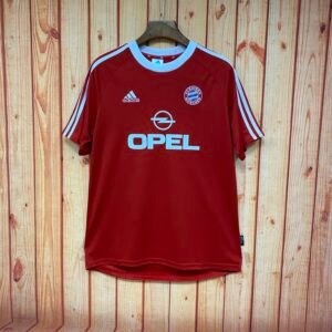 Bayern 00/01 home